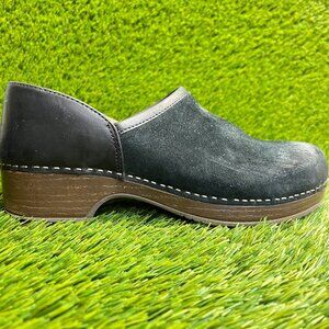 Dansko Brenna Clogs Womens Size 8 Black Beach Walking Outdoor Slip On Sandals